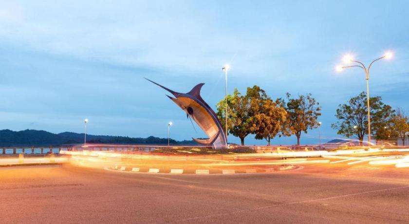 Hotel Seri Perkasa Кота-Кинабалу Экстерьер фото